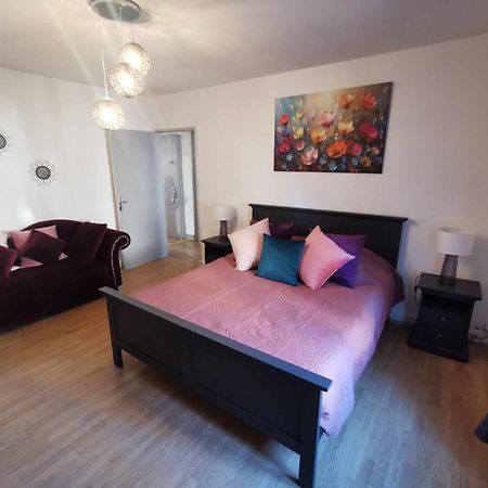 Bel Appartement De 1 A 7 Personnes Ambert Ngoại thất bức ảnh