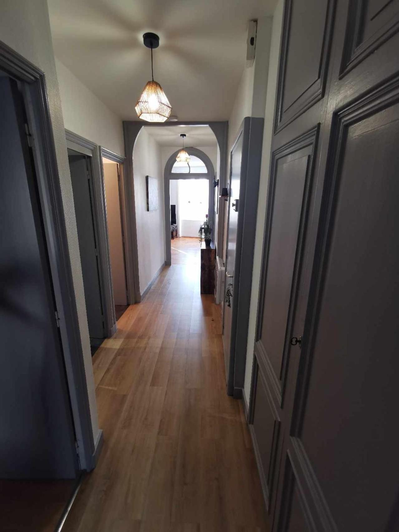 Bel Appartement De 1 A 7 Personnes Ambert Ngoại thất bức ảnh