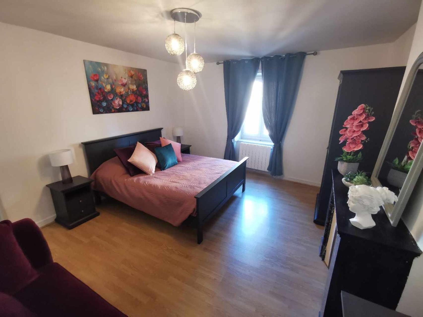 Bel Appartement De 1 A 7 Personnes Ambert Ngoại thất bức ảnh