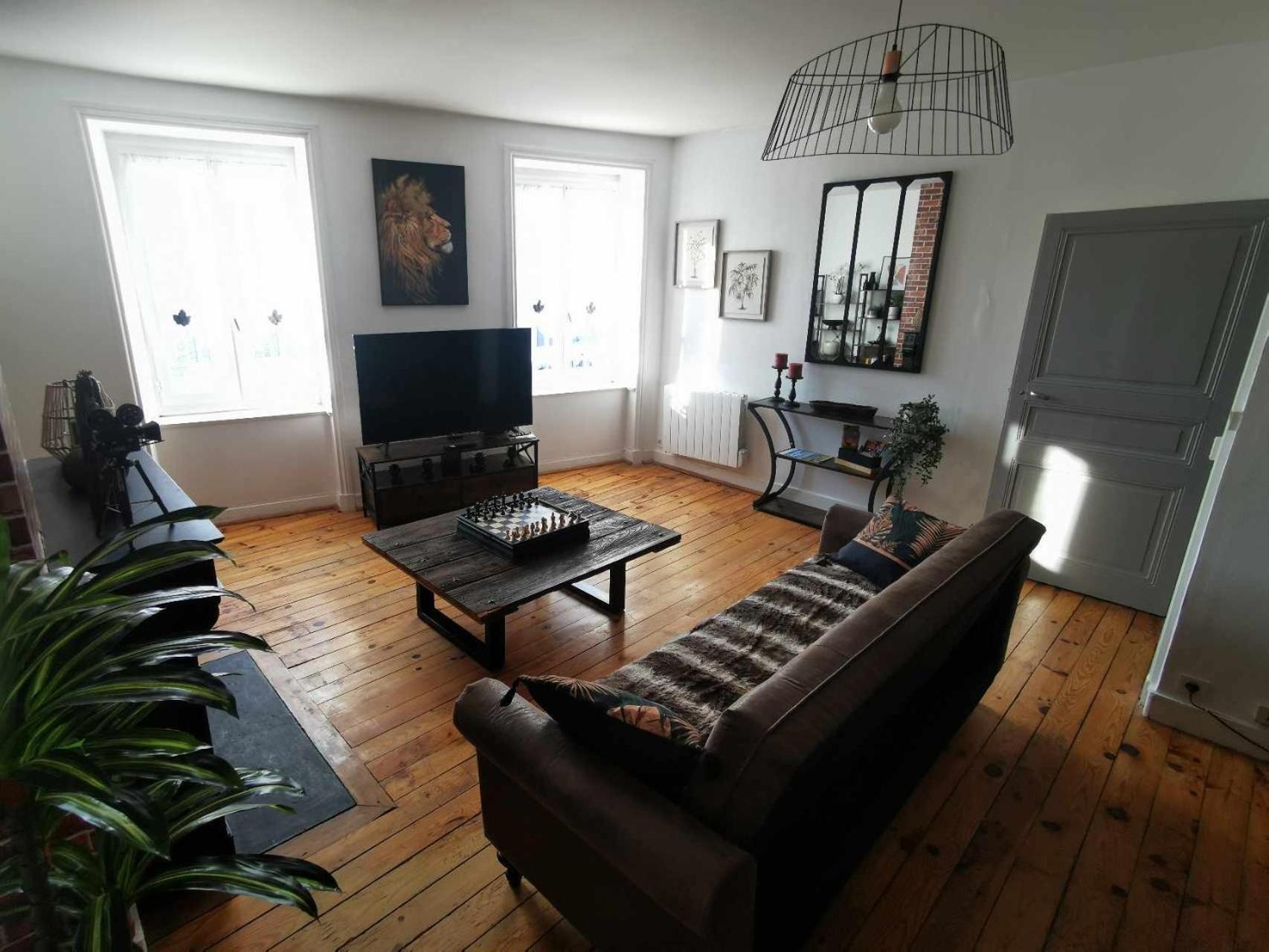 Bel Appartement De 1 A 7 Personnes Ambert Ngoại thất bức ảnh